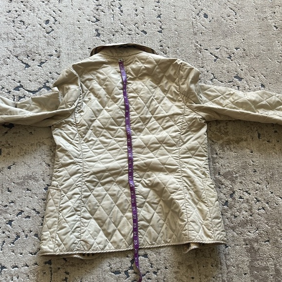 Burberry Tan Quilted Coat Size Small - Picture 6 of 9
